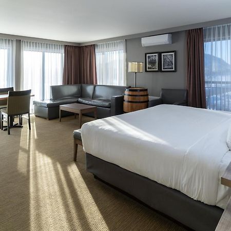 Hotel Rive Gauche Beloeil Eksteriør billede